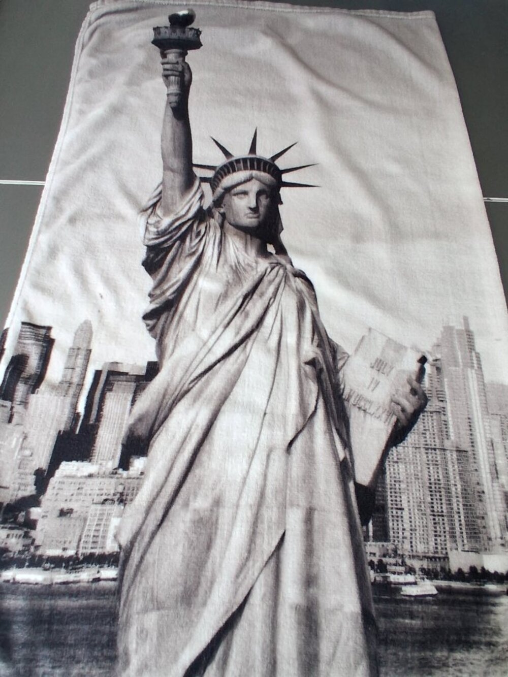 Fleece Blanket=New York City